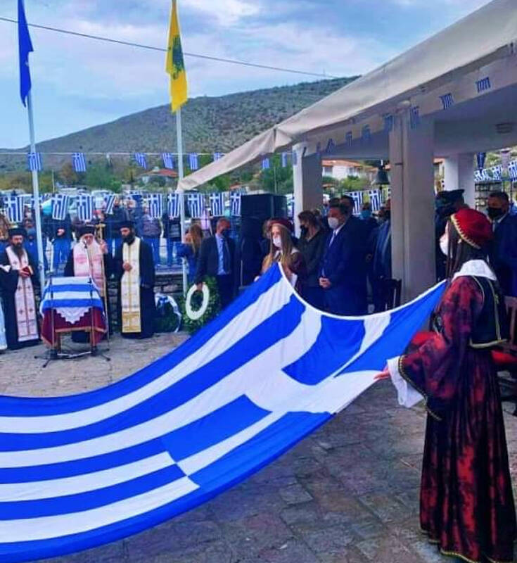 Γέμισαν με ελληνικές σημαίες οι Βουλιαράτες για την επέτειο του «Όχι» - ΔΙΕΘΝΗ