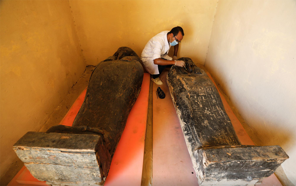Εντυπωσιακές εικόνες: Ανακαλύφθηκαν 59 σαρκοφάγοι στη Νεκρόπολη της Σακκάρα - ΔΙΕΘΝΗ