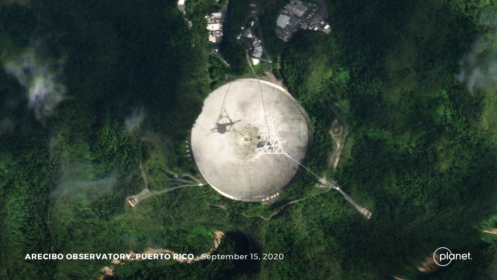 Κατέρρευσε το τεράστιο «πληγωμένο» ραδιοτηλεσκόπιο του Αρεσίμπο - ΔΙΕΘΝΗ