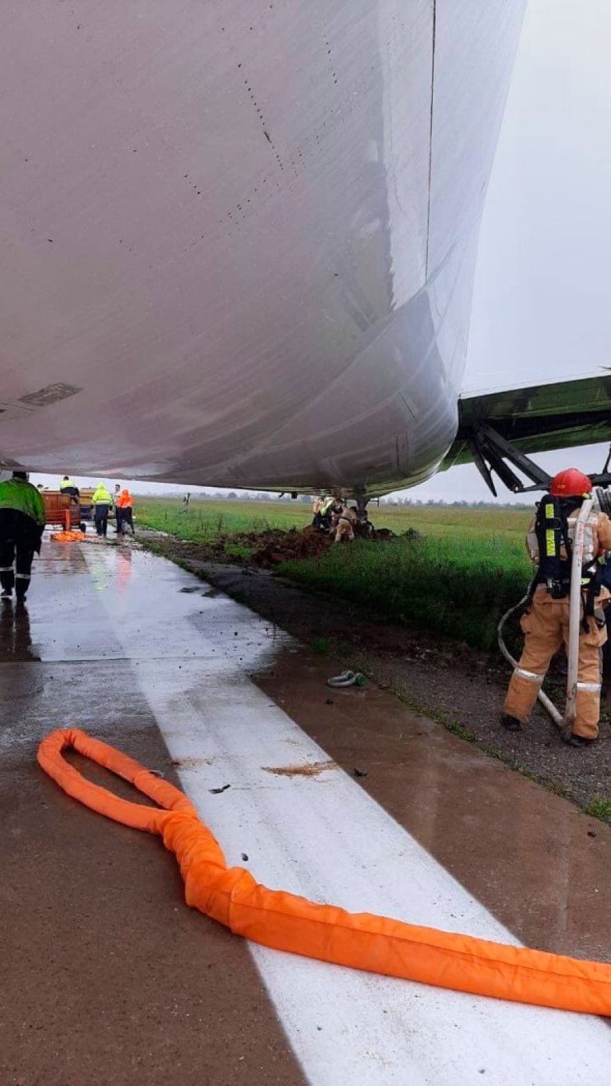 Κριμαία: Αεροσκάφος με 284 επιβάτες βγήκε εκτός διαδρόμου κατά την προσγείωσή του - ΔΙΕΘΝΗ